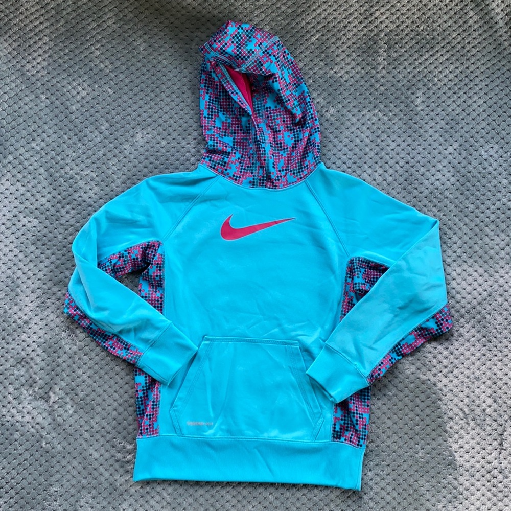 Nike girls therms-fit hoodie. Size large.